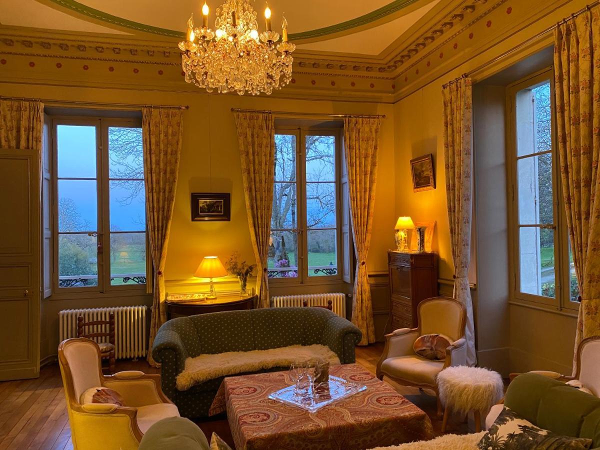 B&B Chateau De Preuil Vallenay Exterior photo