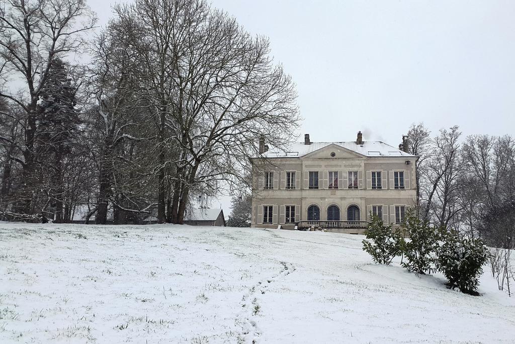 B&B Chateau De Preuil Vallenay Exterior photo